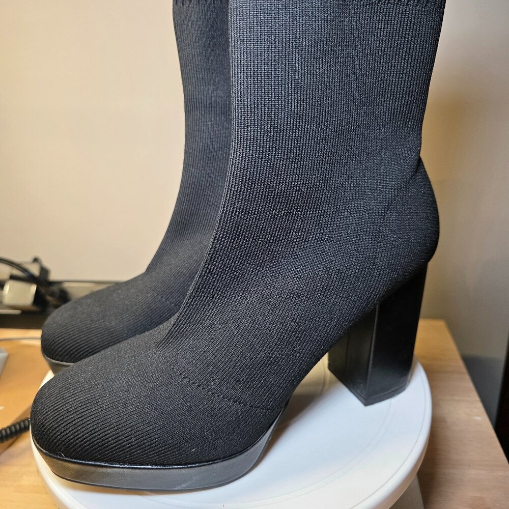 MIA Kaya Black Platform Sock Booties - Women's Size 8.5